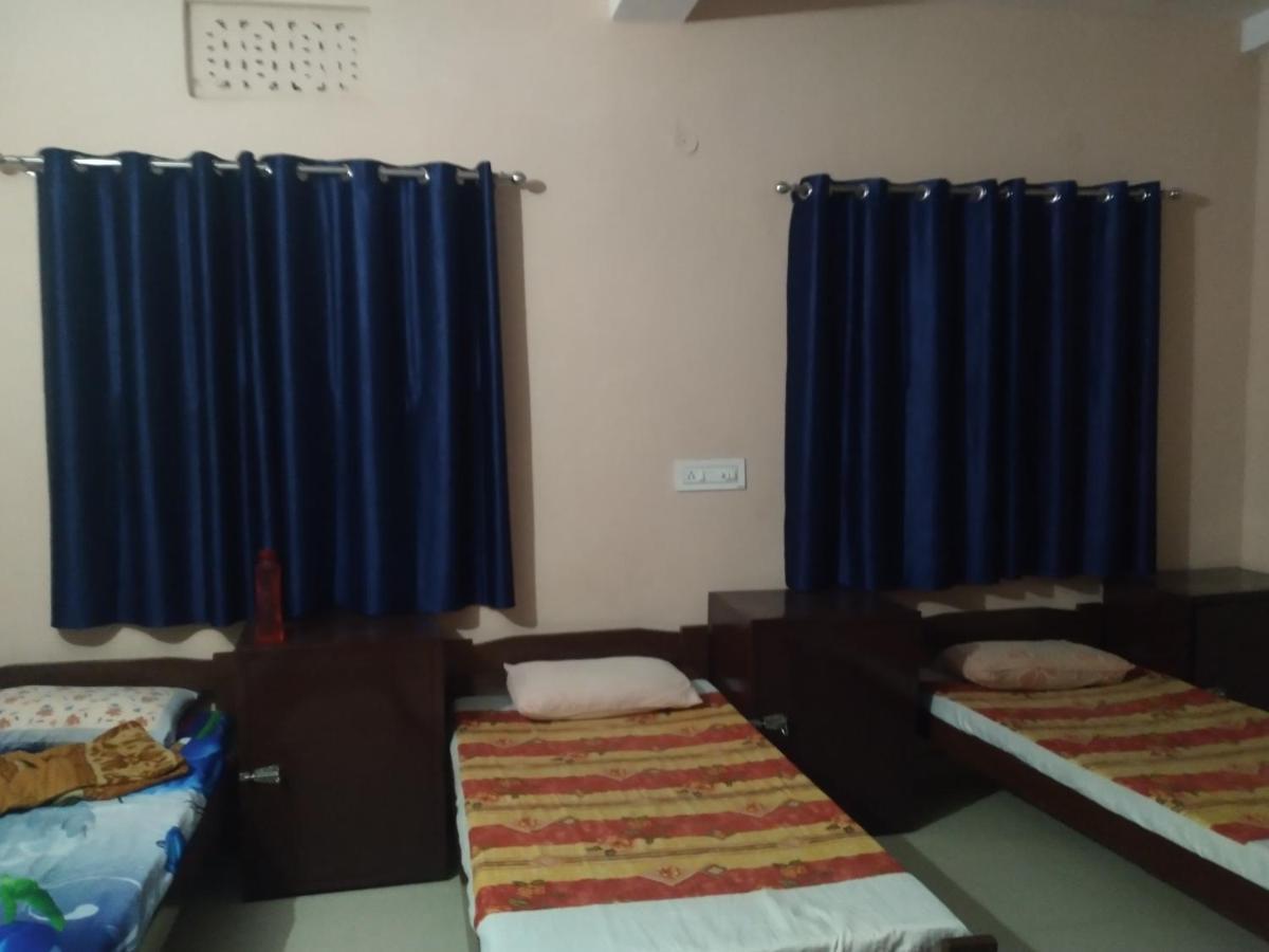 Rishīkesh Last Chance Cafe And Guest House المظهر الخارجي الصورة